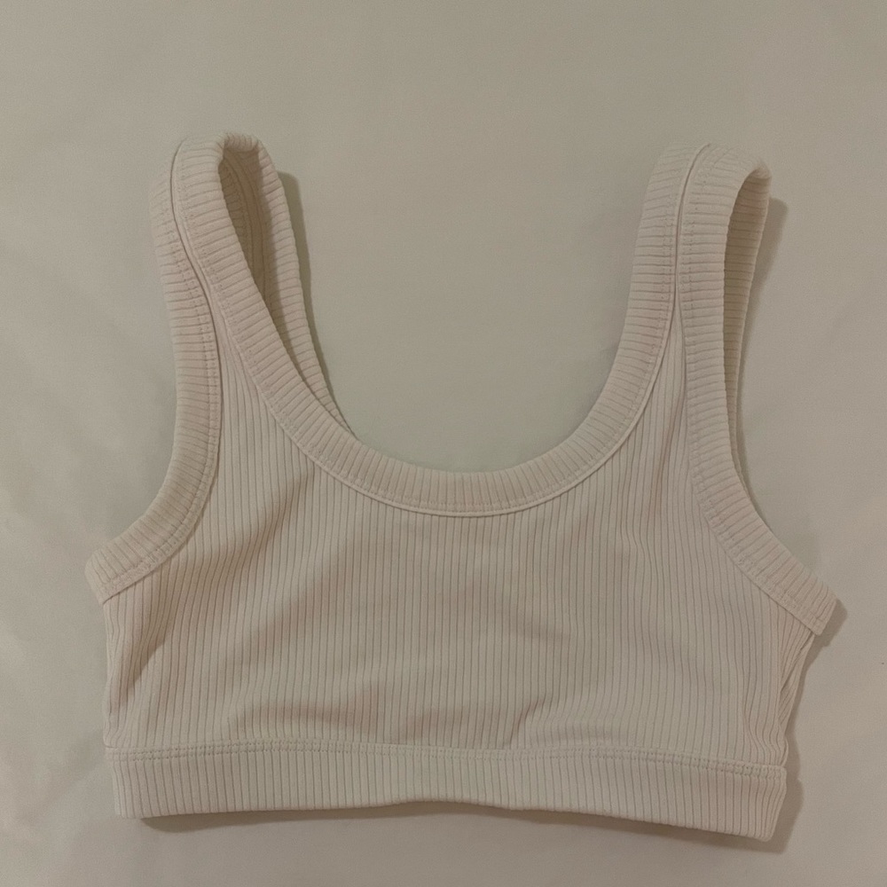 Alo Yoga Ribbed Scoopneck bra